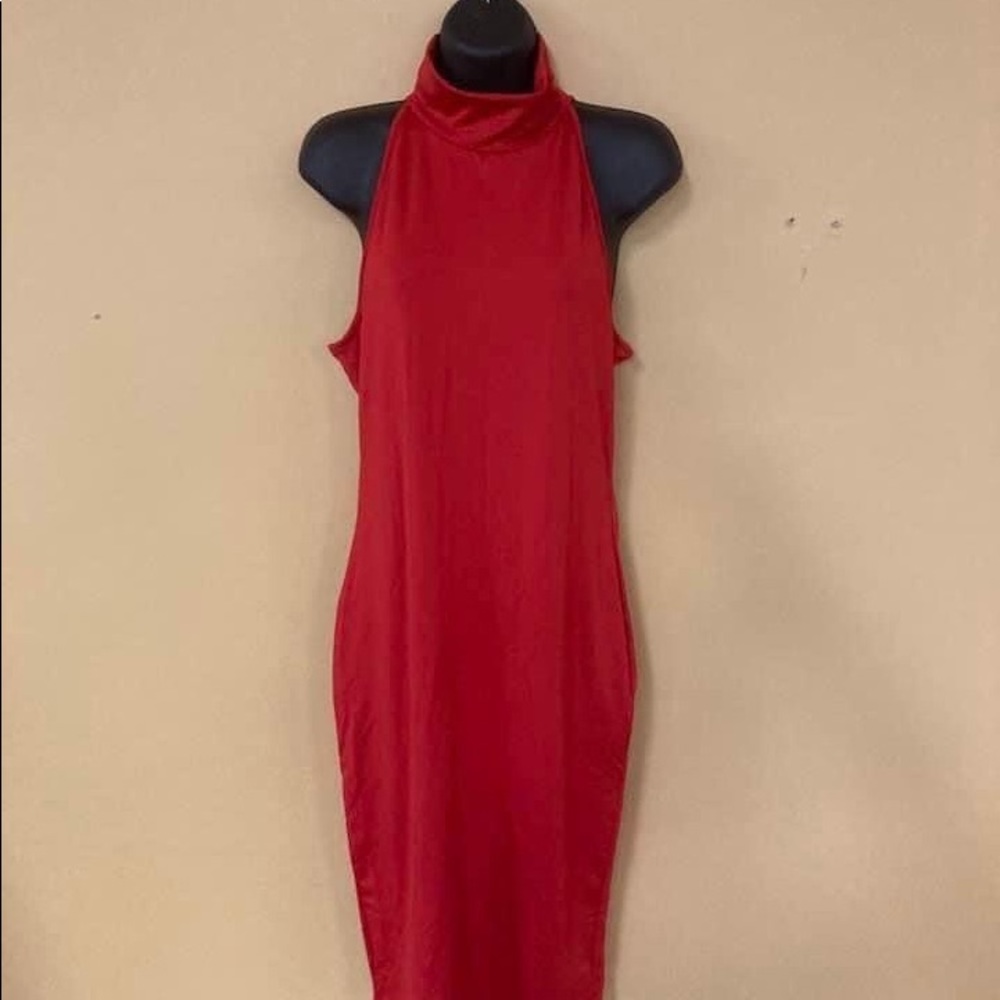 Red Sleeveless Dress